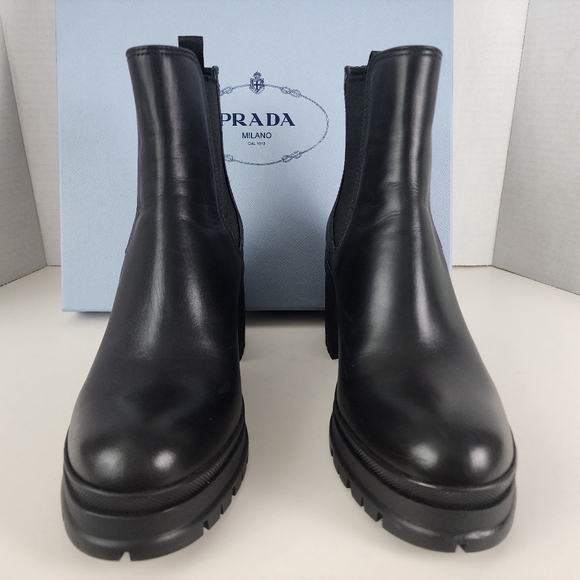 Prada ankle boots size 37.5 - Picture 4 of 15
